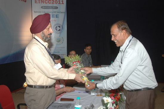 Welcoming Prof Chahal at ETNCC 2011
