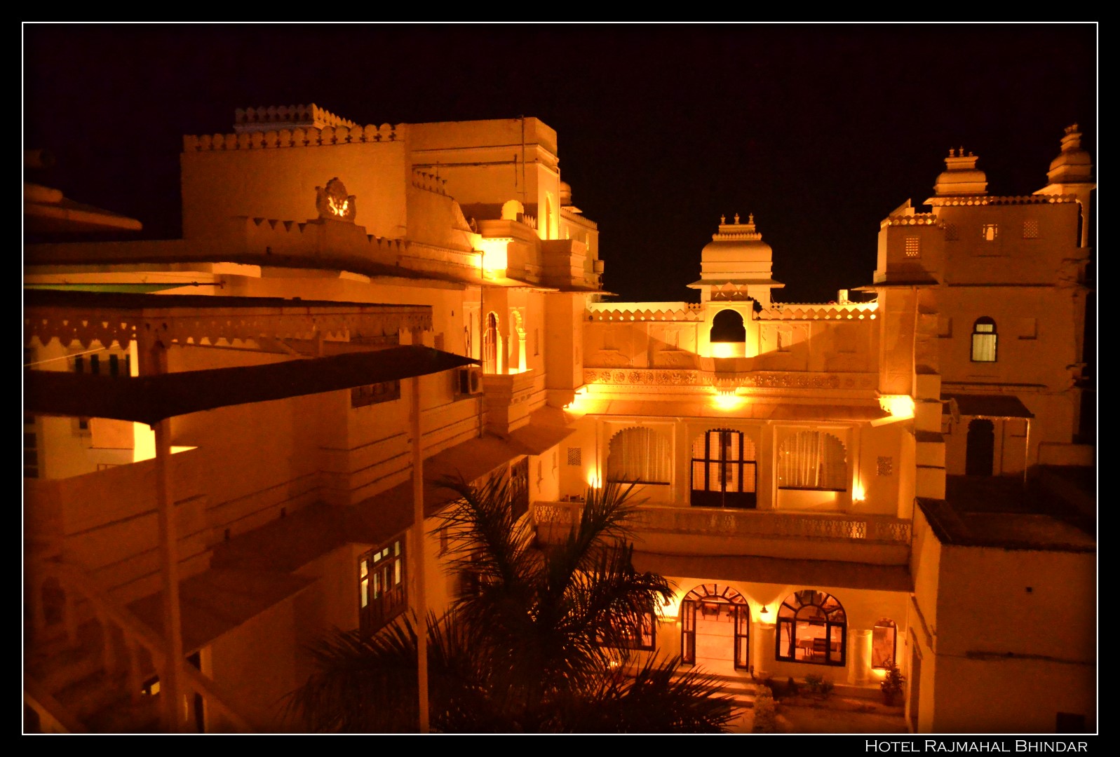 Hotel Rajmahal Bhindar welcomes 2013 | UdaipurBlog
