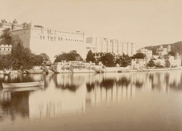Palace from the lake, Udaipur 