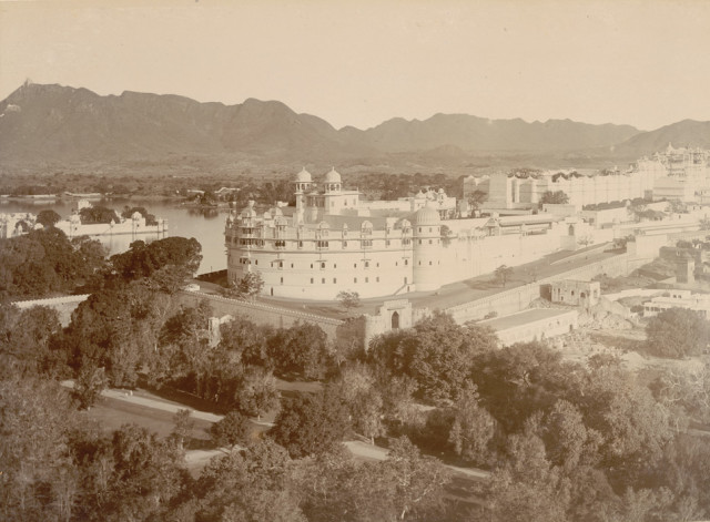 Samor Gardens, Shiwaniwas Palace and Old Palace, Udaipur