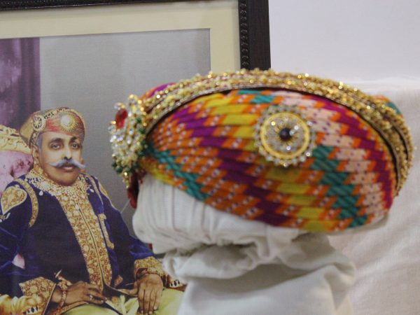 Kothari Brothers from Udaipur Made a Turban For PM Modi 