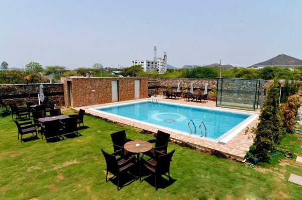 Best pool party venues in Udaipur under Rs. 300