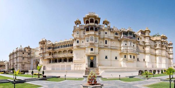Historical places in Udaipur and the history behind them