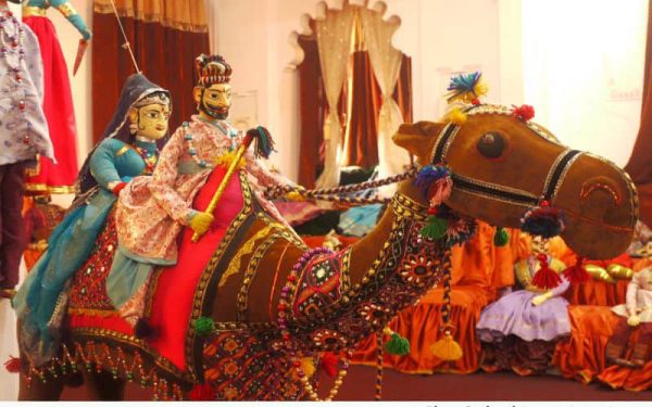 lok kala mandal puppet show