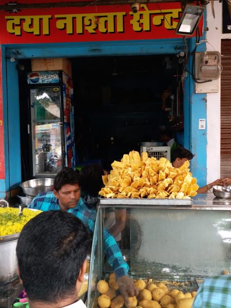 Here's where you can get the best samosa, kachoris in Udaipur