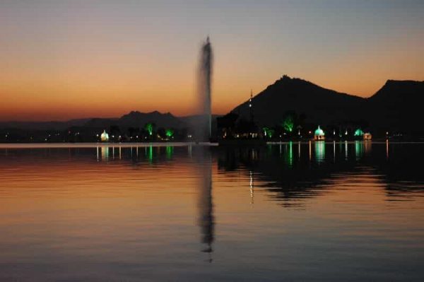 Fatehsagar Lake