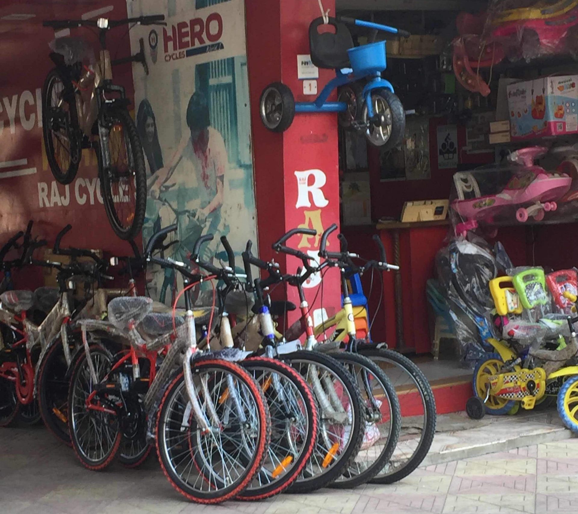 cycle stores in Udaipur