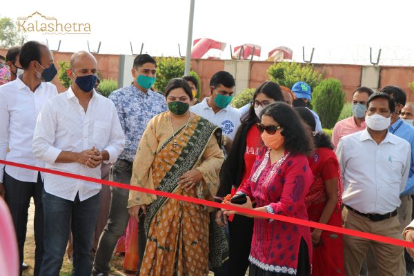 1000 sq. ft. Floral Clock at Maharana Pratap Airport