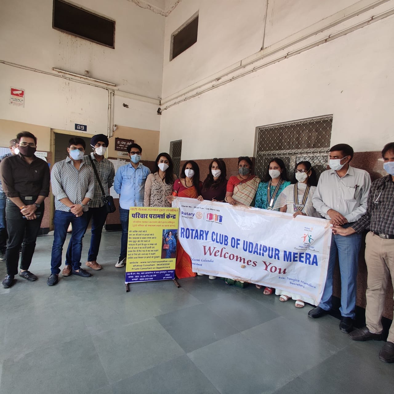 Rotary Club of Udaipur Meera and Rotaract Club Shaurya donated 15 wheelchairs to RNT Medical College 