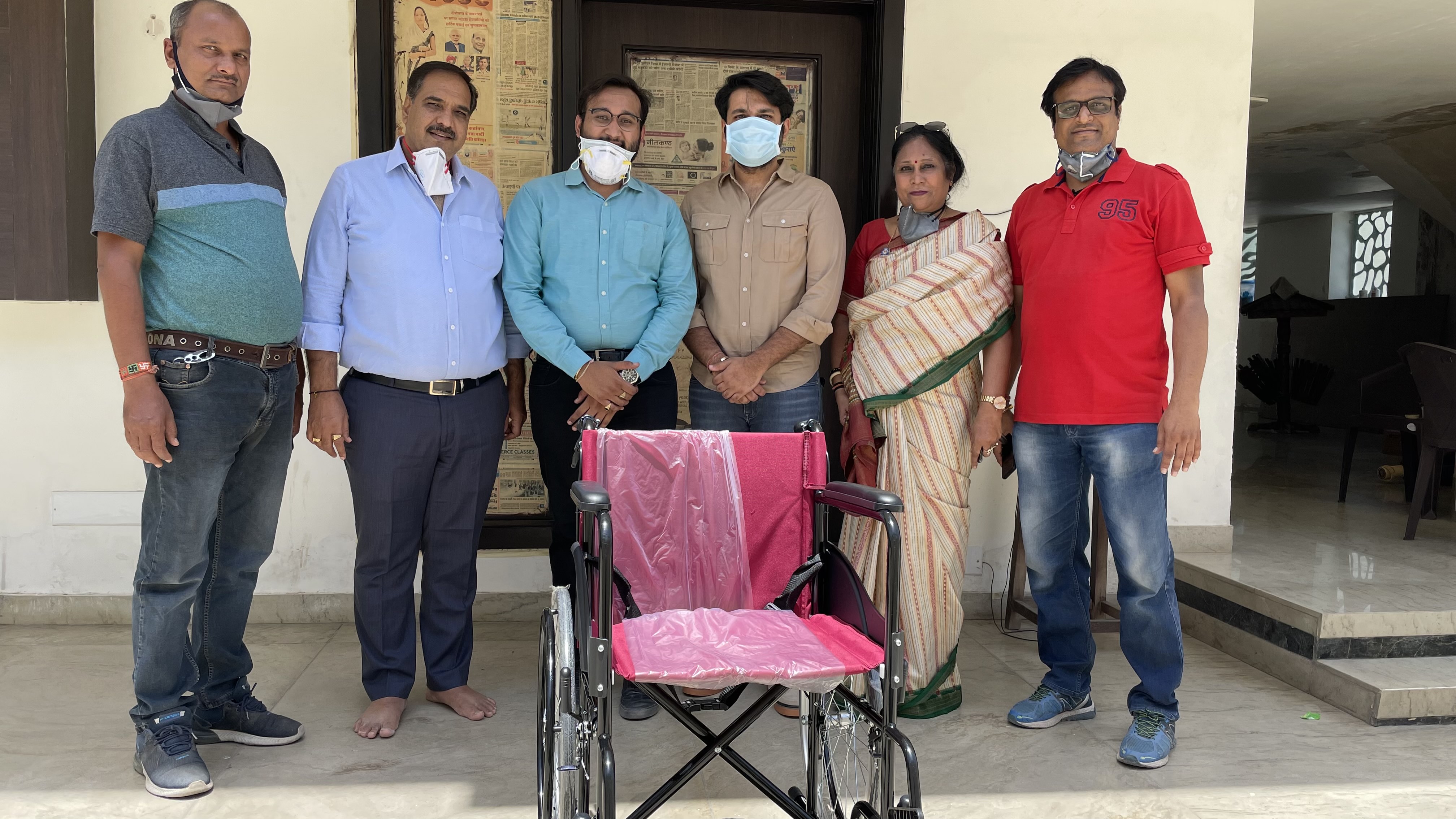 Rotary Club of Udaipur Meera and Rotaract Club Shaurya donated 15 wheelchairs to RNT Medical College 